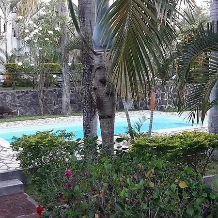 Blue Sky Villa Grand Baie Exterior photo